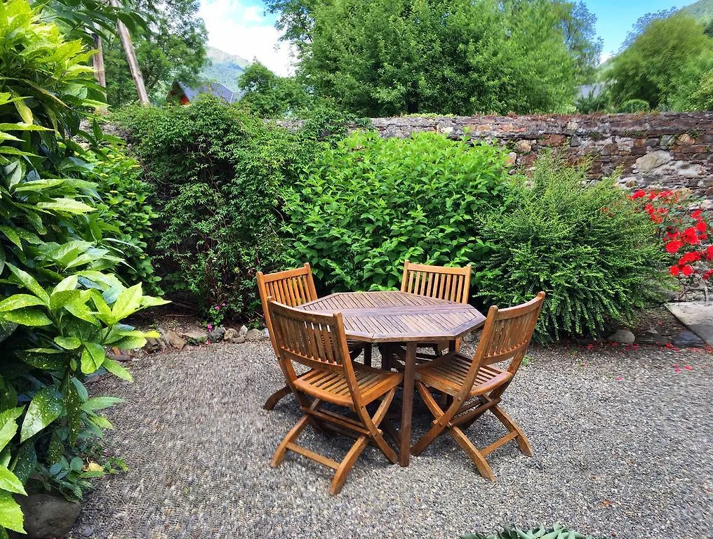 Bed and Breakfast Papilio Montauban-de-Luchon 0*,